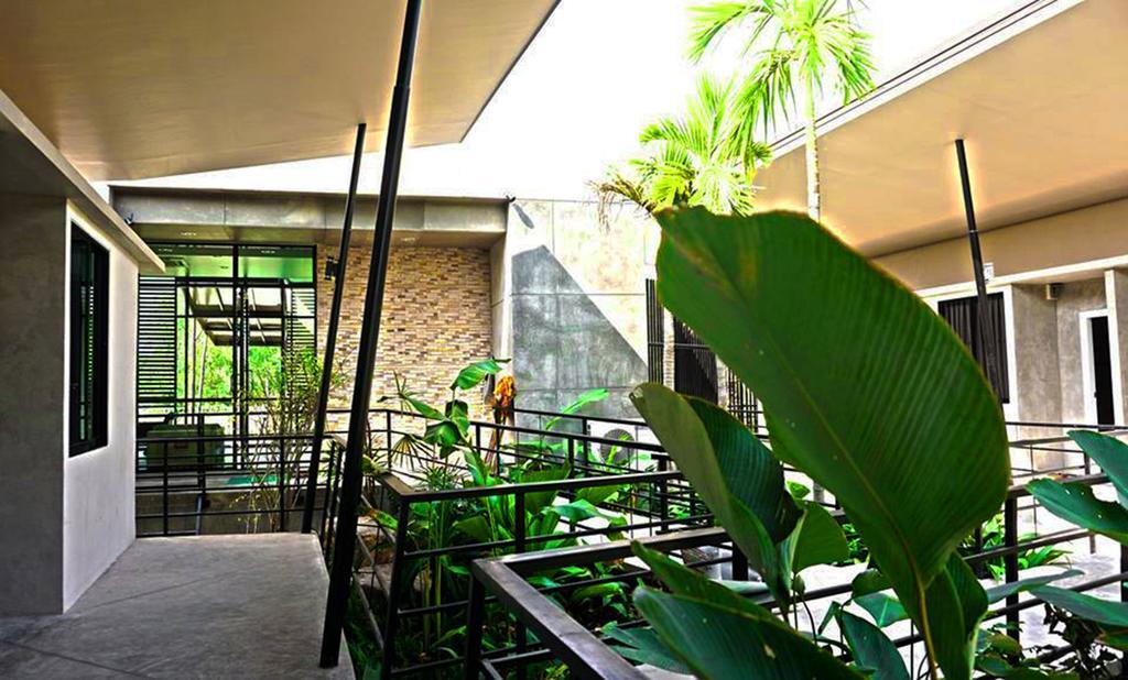 Mila Garden Otel Roi Et Dış mekan fotoğraf