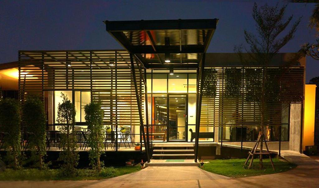 Mila Garden Otel Roi Et Dış mekan fotoğraf