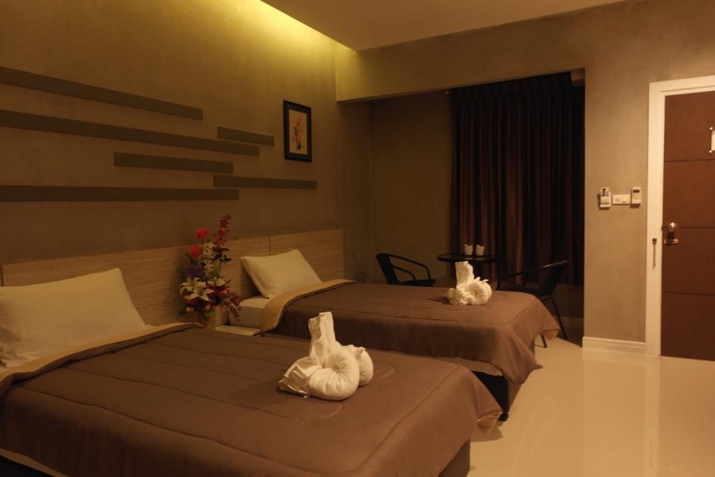 Mila Garden Otel Roi Et Dış mekan fotoğraf