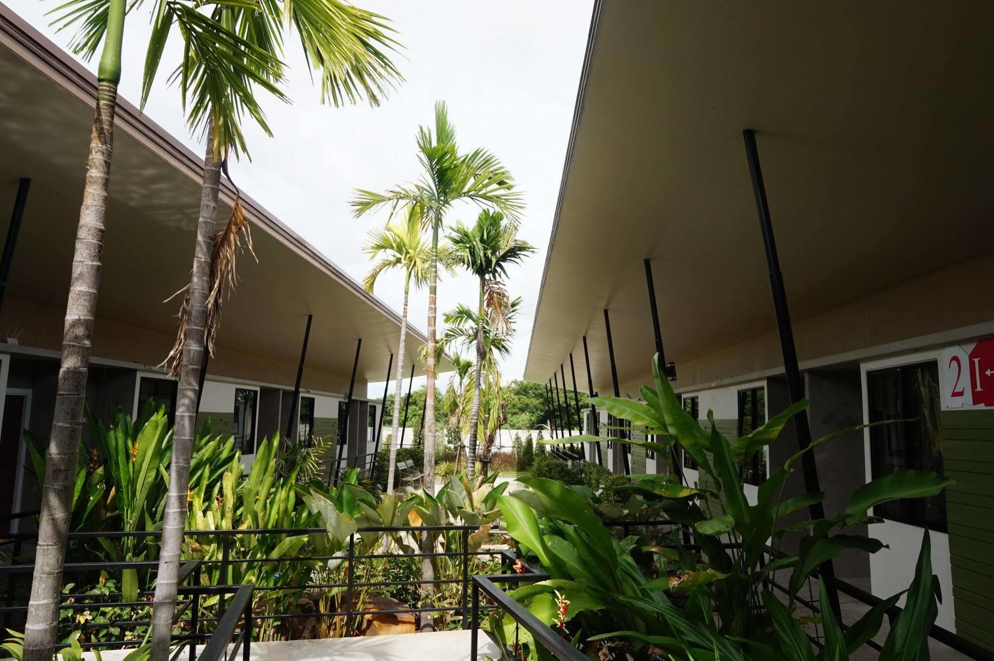Mila Garden Otel Roi Et Dış mekan fotoğraf