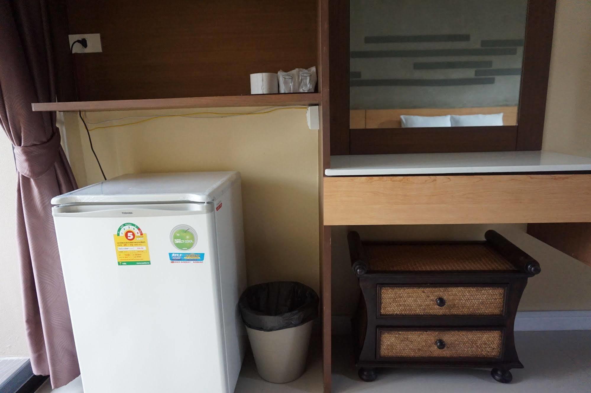Mila Garden Otel Roi Et Dış mekan fotoğraf